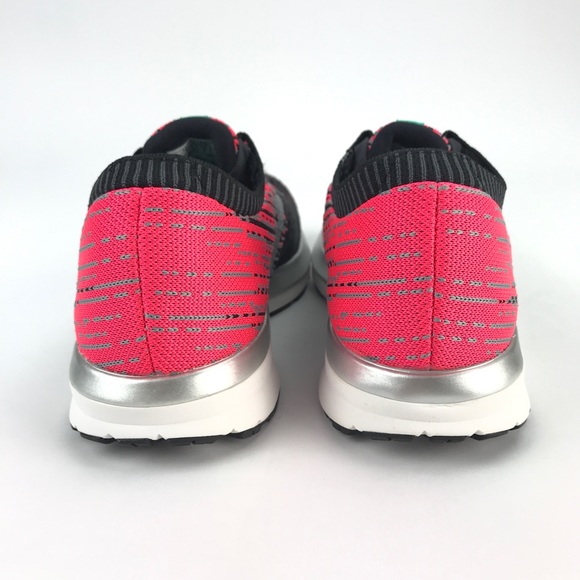 Brooks Women's Ricochet Pink Black Running Shoes - Picture 4 of 8